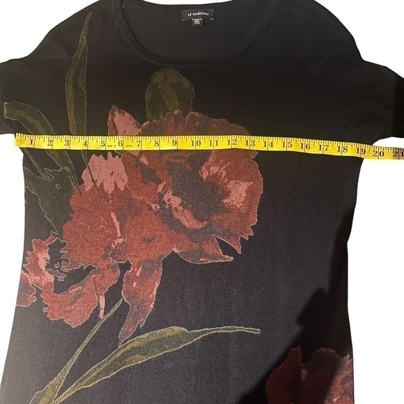 GUC Le Chateau Assymetrical black sweater with flowers, size medium. - Picture 6 of 12